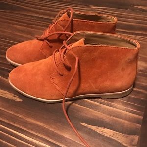 Women’s Clark originals Suede Shoes size 7m